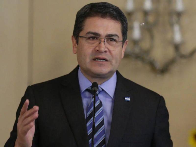 El expresidente Hernández fue liberado de prisión tres días después que el presidente Donald Trump anunciará un indulto pleno y completo.