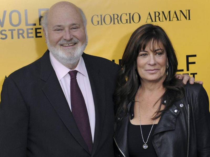El director de cine Rob Reiner y su esposa, la productora Michele Reine.