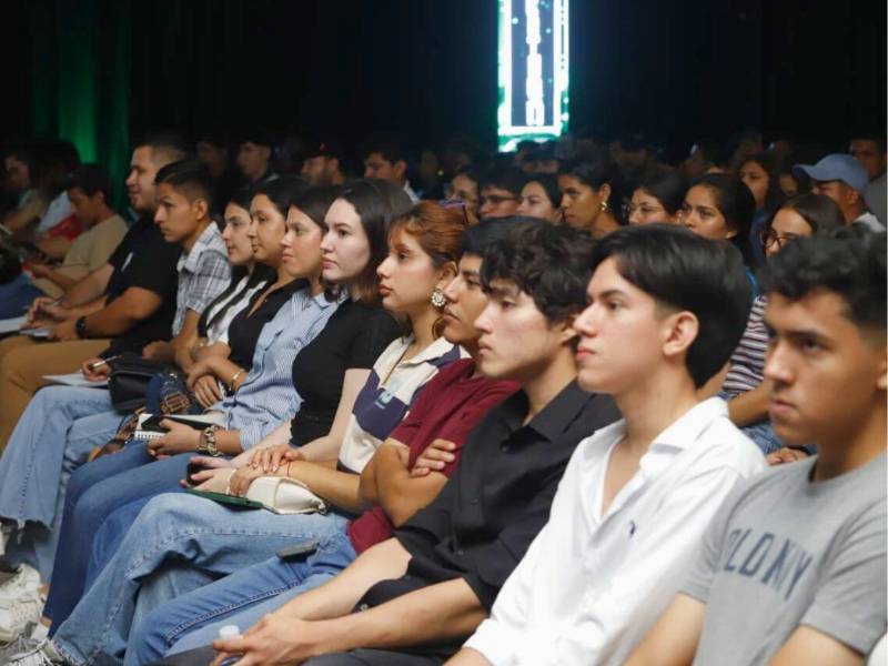 El público del congreso estuvo integrado por empresarios, estudiantes y profesionales de distintas áreas.