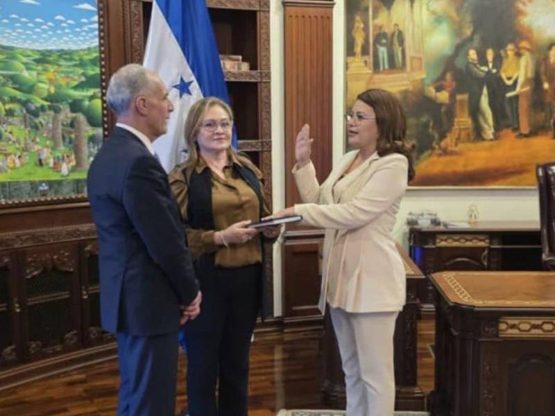 La ingeniera Claudia Guerra asumió la Gobernación Departamental de Copán.