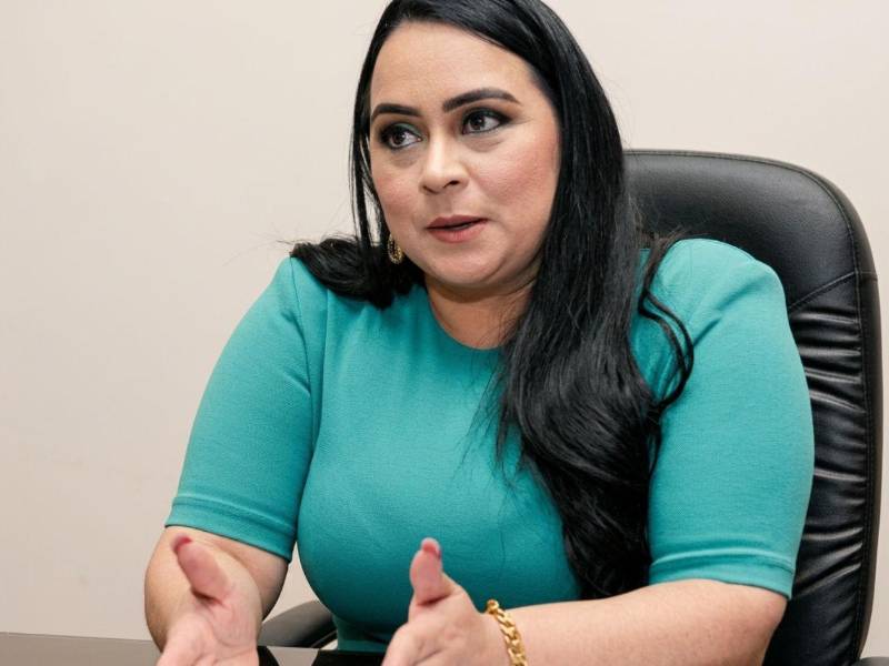 <b>Ninfa Suyapa Flores Castellanos</b>, exdirectora del Instituto Nacional para la Atención a Menores Infractores (<b>Inami</b>).