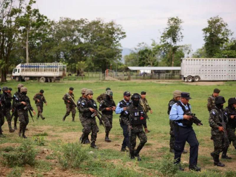 La muerte de cinco agentes en Corinto desencadenó investigaciones disciplinarias, la suspensión de altos mandos policiales y la posterior desaparición de la Dipampco.