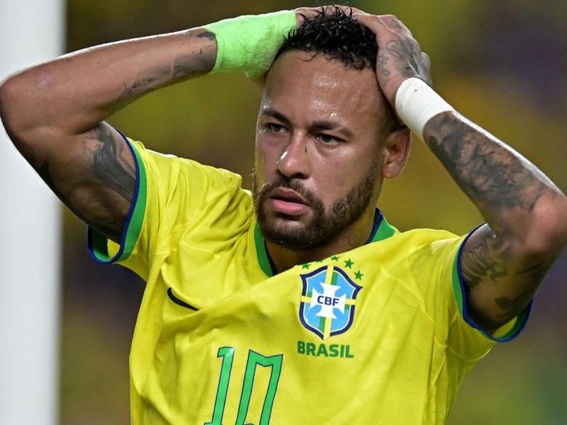 Neymar sufrió una nueva lesión y está en duda para disputar el Mundial 2026.