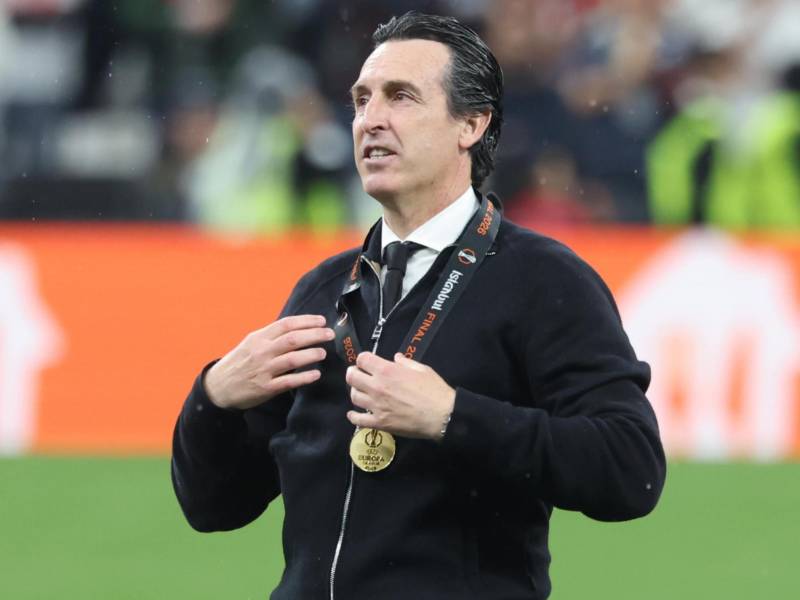 Unai Emery ganó la Europa League como DT del Aston Villa.