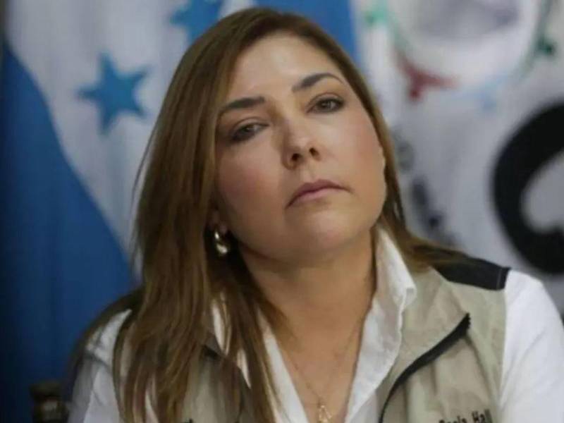 Ana Paola Hall concluyó su mensaje instando a la población a construir una Honduras más justa y solidaria