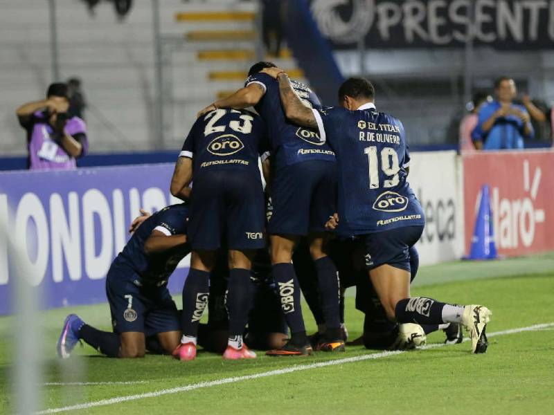 Motagua y Lobos UPNFM se enfrentaron en el primer partido de la jornada 4 del torneo Apertura 2026.