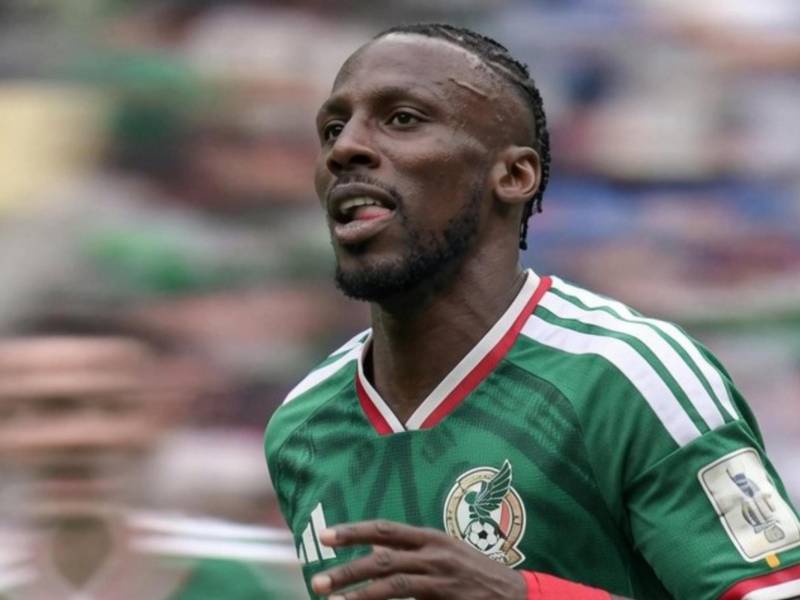 Julián Quiñones celebrando su gol que abrió el marcador en el México vs Sudáfrica.