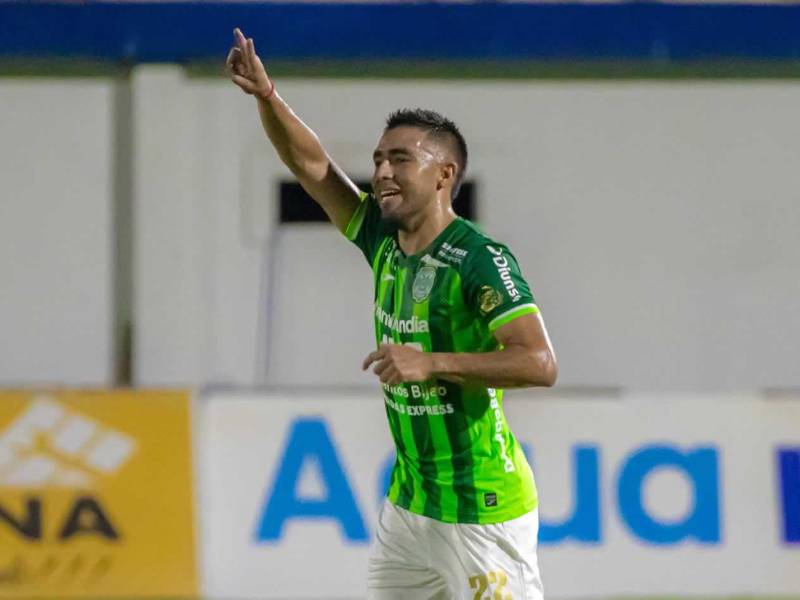Carlos Argueta fue clave para Marathón en el partido, provocando el autogol de Óscar Barrios y marcando el segundo tanto.