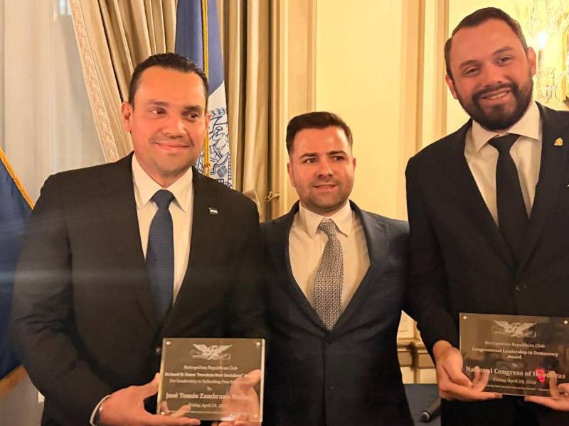 Tomás Zambrano, presidente del Congreso Nacional, fue galardonado en la ciudad de Nueva York con el Premio Richard M. Nixon “Freedom Over Socialism” (Libertad sobre el socialismo).