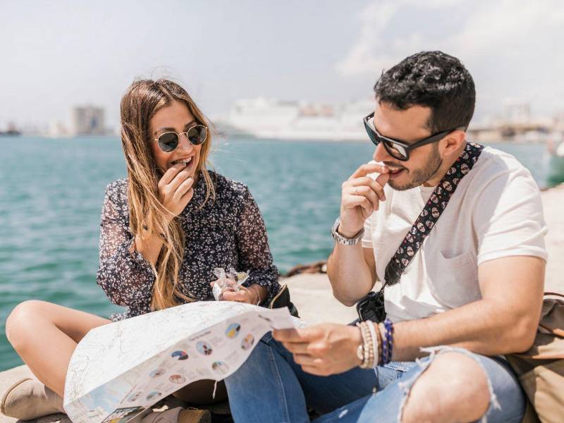 Lo que se mantiene en la ambigüedad da lugar a interpretaciones, que cada integrante de la pareja efectuará según sus expectativas.