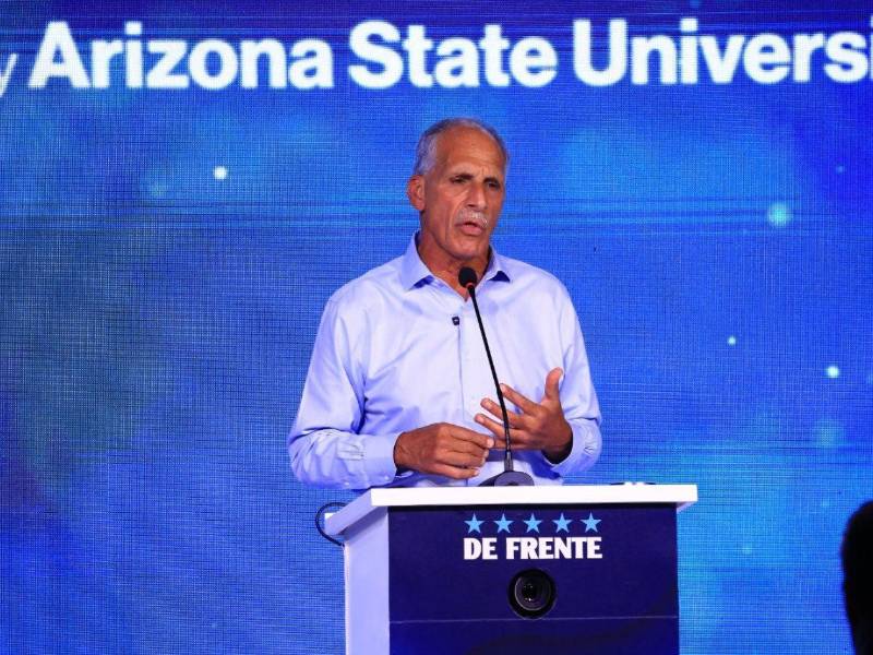 Participación del candidato del partido nacional, Nasry Asfura en el conversatorio De Frente de la USAP.