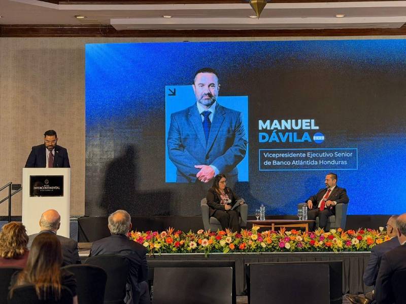 Manuel Dávila, vicepresidente ejecutivo de Banco Atlántida, conversó sobre los orígenes del Banco Atlántida y cómo mantiene su liderazgo más de un siglo después.