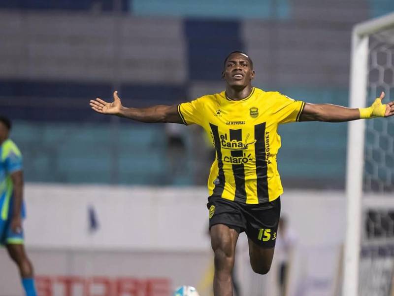 Dixon Ramírez dice adiós al torneo y revela enfado en Real España