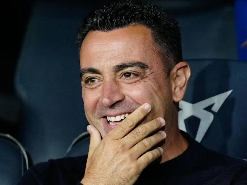 Luego de su salida del Barcelona, el entrenador Xavi Hernández ha estado fuera de los banquillos y ahora ya se habla de su posible regreso.