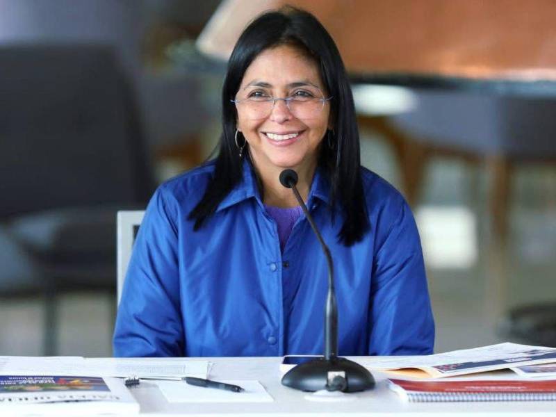 Fotografía de la presidenta encargada de Venezuela, Delcy Rodríguez.