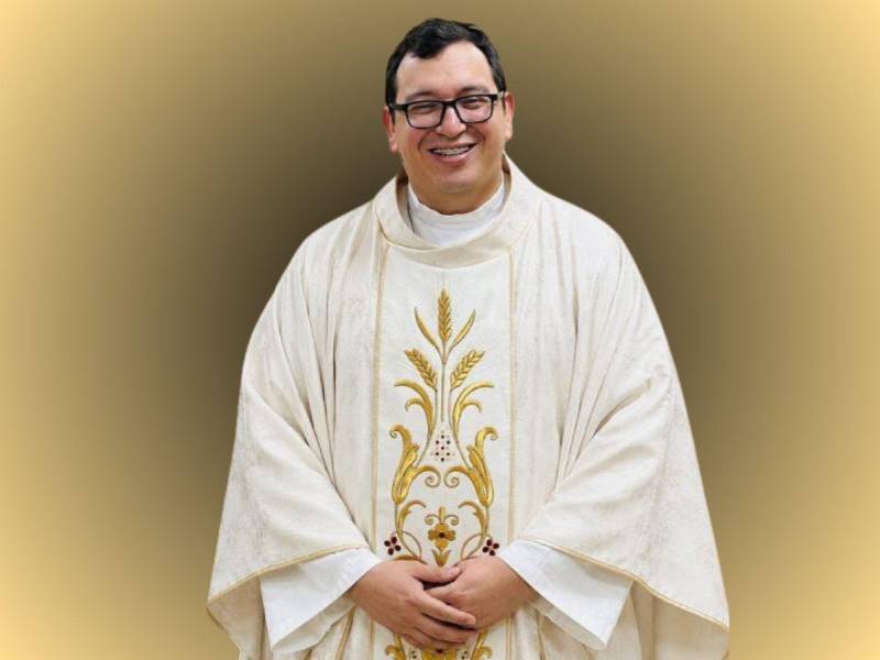 El padre Eduardo Sorto es el asesor de la pastoral familiar arquidiocesana en San Pedro Sula.