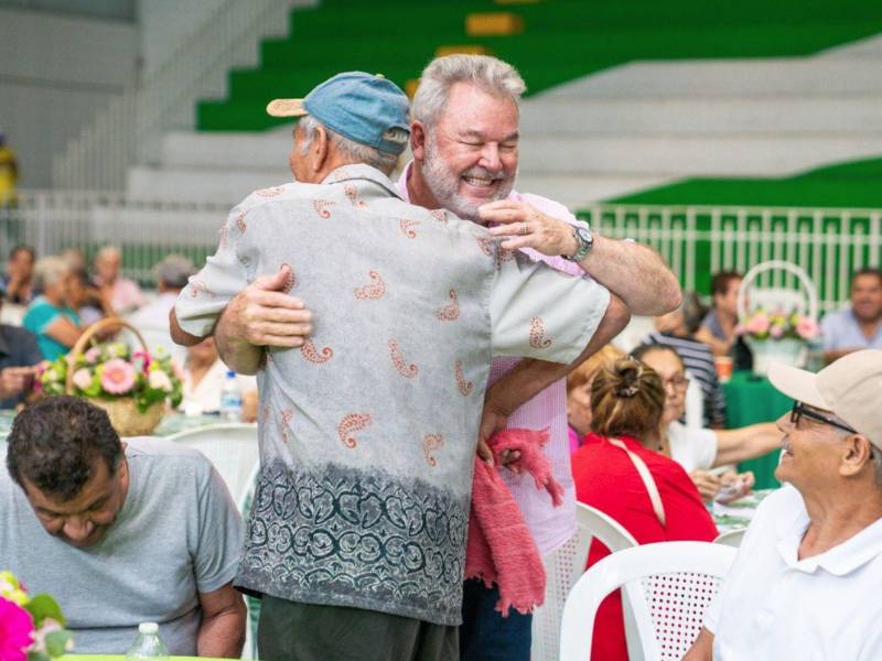 La Municipalidad de San Pedro Sula, que lidera el alcalde Roberto Contreras ha realizado diferentes celebraciones entre ellas se festejó el día del Padre.
