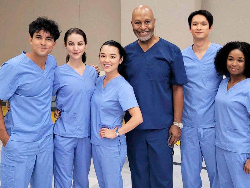 En la serie Grey's Anatomy, el personaje de James Pickens Jr. también reveló su diagnóstico de cáncer de próstata.