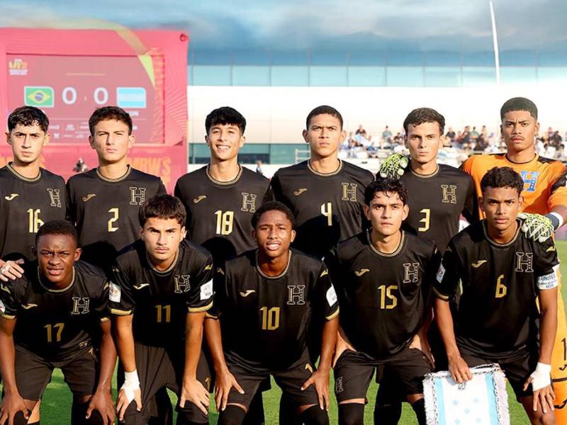 El 11 titular de la Selección de Honduras en su debut por el Mundial Sub-17.