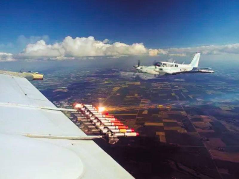 Unos 20 vuelos se concentrarán en el Corredor Seco, cuencas que abastecen al Distrito Central, el Alto Aguán y afluentes de El Cajón. La técnica necesita nubes adecuadas y no garantiza que lloverá.