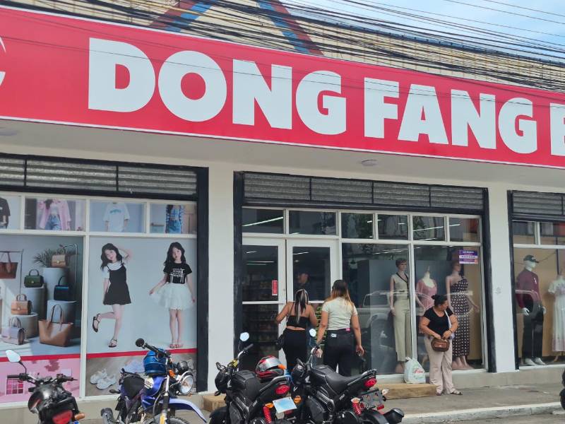 Unas dos tiendas y hasta un mall chino han abierto sus puertas en las últimas semanas en La Ceiba, sumándose a otros negocios de capital asiático que ya operaban en la ciudad.