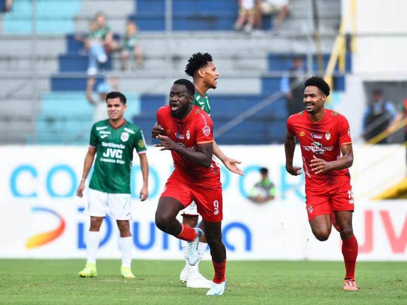 Geovanny “El Virus” Martínez, actualmente lleva cinco goles con la Real Sociedad en el Clausura 2025.