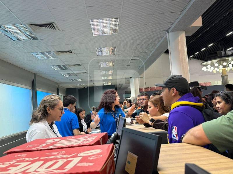 ¿Qué se sabe sobre la cancelación del vuelo UX16 de San Pedro Sula a Madrid?