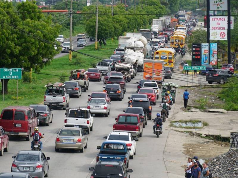 Uno de cada dos vehículos es una moto: parque vehicular roza los 3.6 millones
