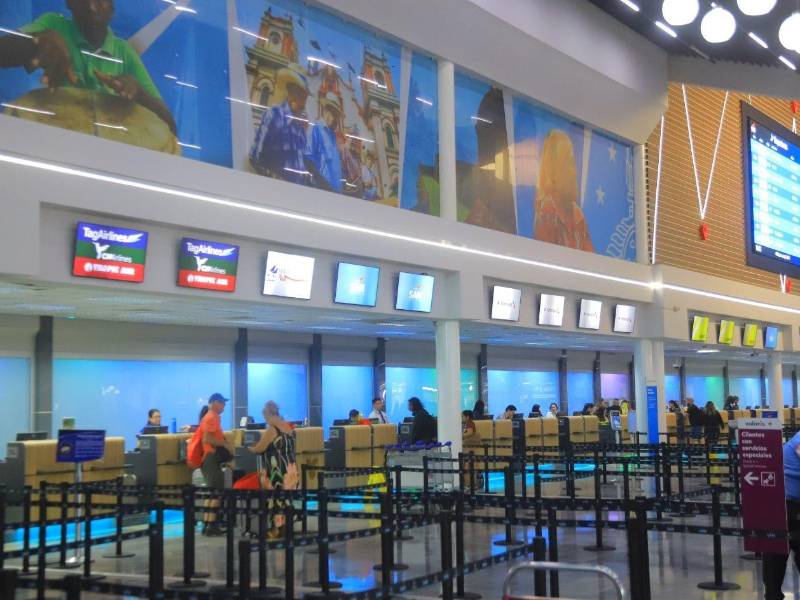 En Honduras se activaron los puntos de contingencia en los puntos de entrada marítimos, aéreos y terrestres para la prevención.