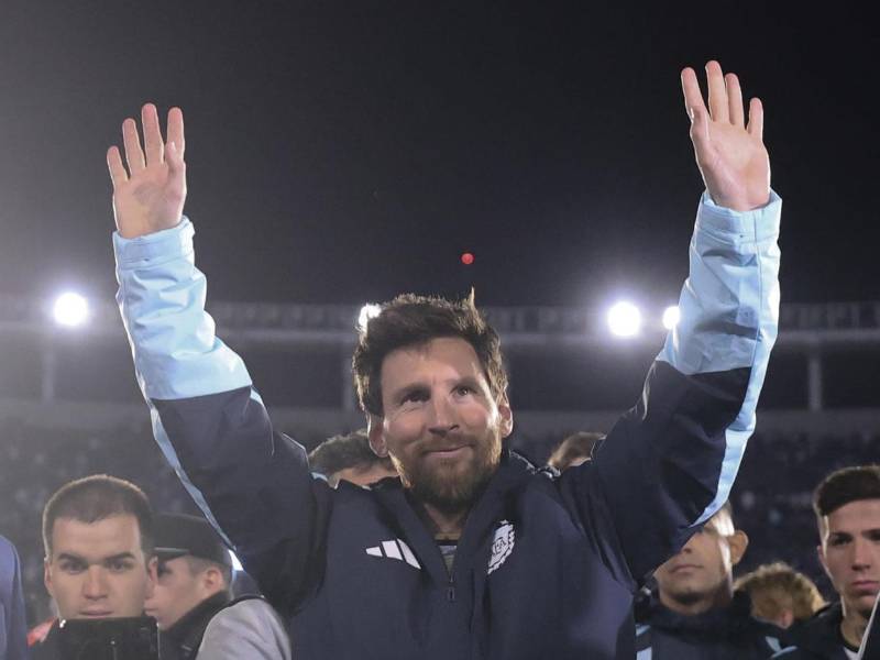 Leo Messi agradeció el apoyo de los aficionados argentinos en su despedida con la Albiceleste.