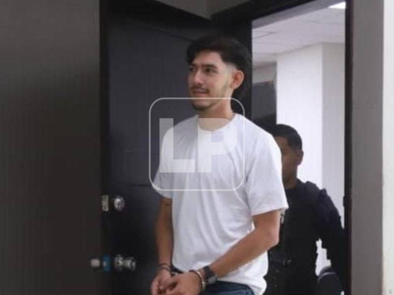 La Sala Primera del Tribunal de Sentencia de San Pedro Sula emitió este miércoles un <b>fallo unánime de culpabilidad</b> en contra de <b>Isaac Manuel Sandoval Ayala</b> por los delitos de violencia contra la mujer y lesiones agravadas en perjuicio de su expareja y madre de su hijo, la modelo colombiana Daniela Aldana Pinzón.