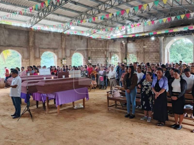 Así se desarrolló el velatorio de la familia copaneca.