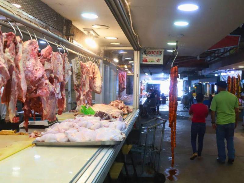 Esta semana se registró un aumento en el precio del pollo y sus derivados en los mercados de San Pedro Sula.