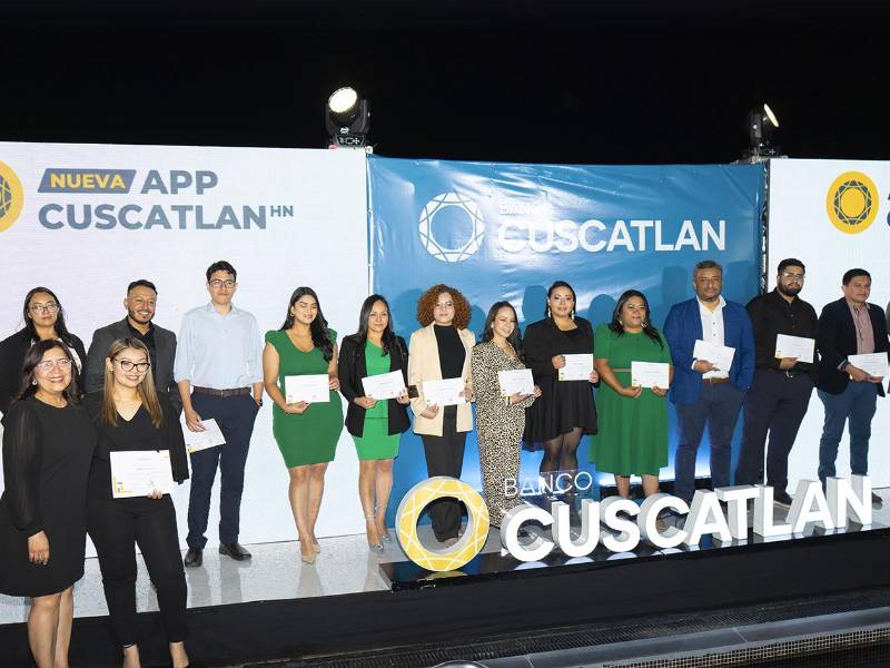 Gestiona tus finanzas desde cualquier lugar con la App CUSCATLAN HN.