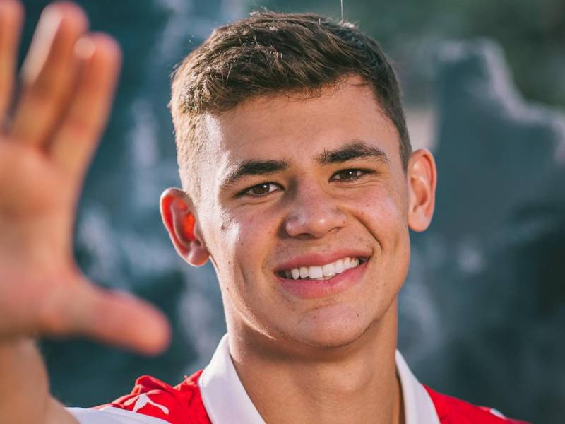 PSG anuncia salida de futbolista: Será compañero de jugador hondureño