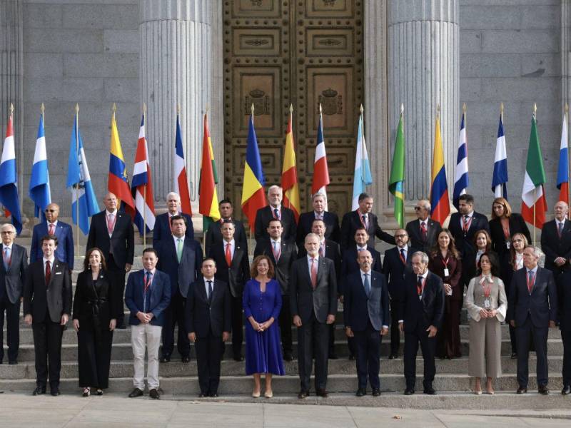 Tomás Zambrano, presidente del Congreso Nacional, durante el XII Foro Parlamentario Iberoamericano que se realiza en el Congreso de los Diputados, en Madrid, España.