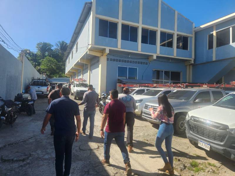 Los trabajadores del PNRP permanecen en las sedes, sin embargo no salen a campo en señal de protesta.