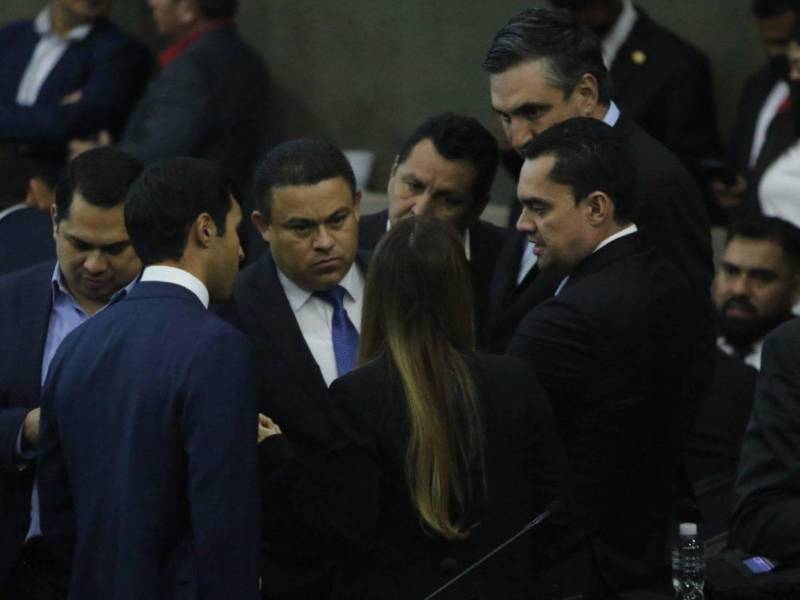 Por mayoría calificada (86 votos) diputados deberán elegir a los fiscales.