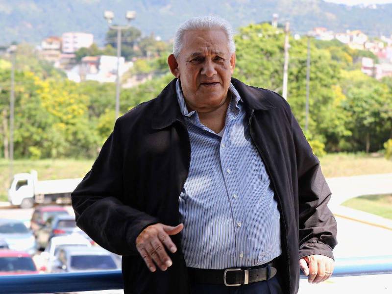 El analista político hondureño, Olban Valladares, en una fotografía de archivo.