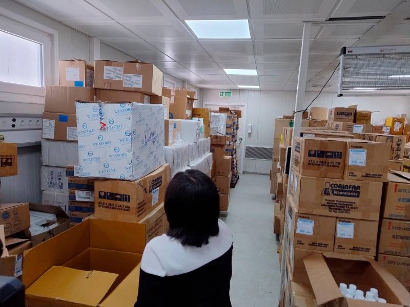 Varias áreas del hospital Atlántida y los hospitales modulares sirven para almacenar medicamentos.