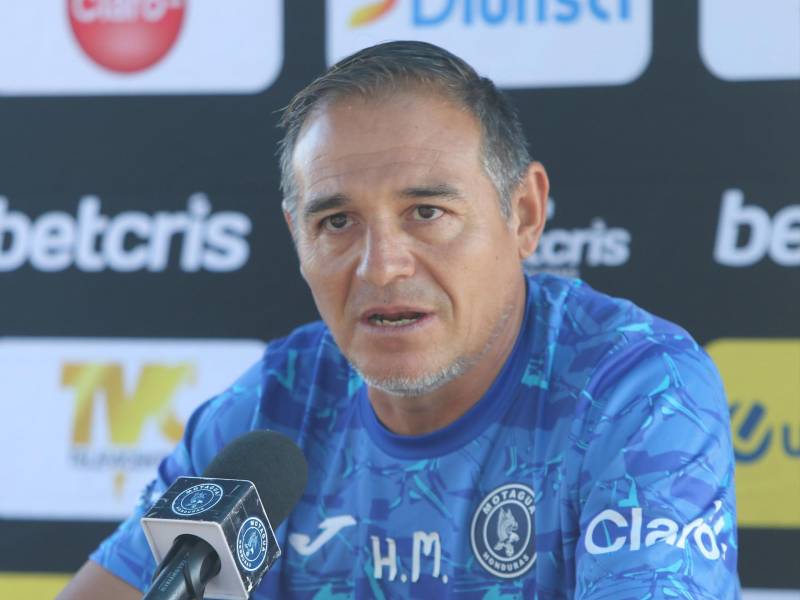 Hernán Medina, entrenador de Motagua durante la conferencia de prensa previo al inicio del Torneo Clausura 2023.