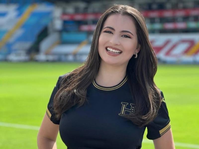 Belleza: La presentadora hondureña Shirle Calix ya se instaló en el estadio Nacional.