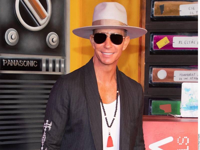 El cantante Erik Rubín.