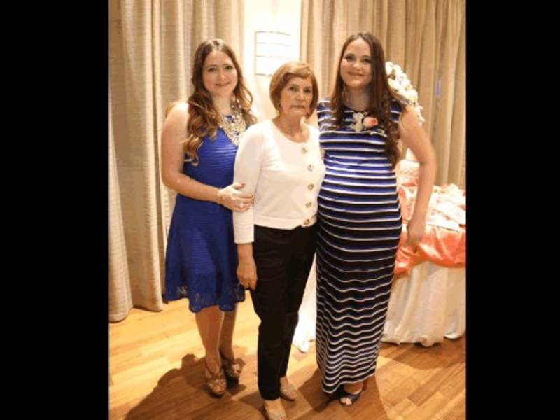 Sigrid Sikaffy, Sonia y Silke Holliday.