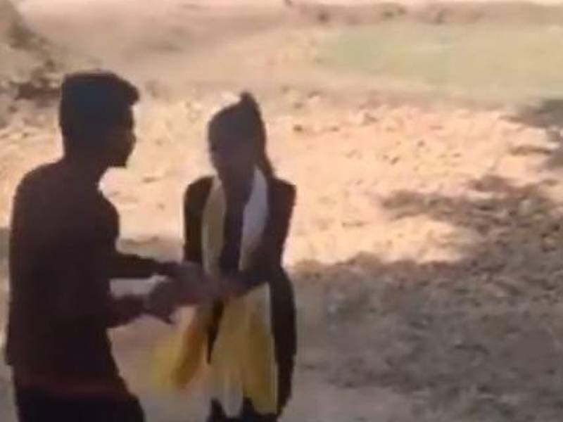 Video: Hombre golpea a mujer luego de rechazar propuesta de matrimonio