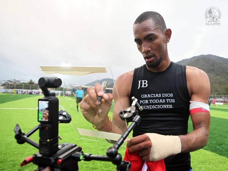 Jerry Bengtson el día que superó el récord de Wilmer Velásquez en el juego de la jornada 11 ante Juticalpa.