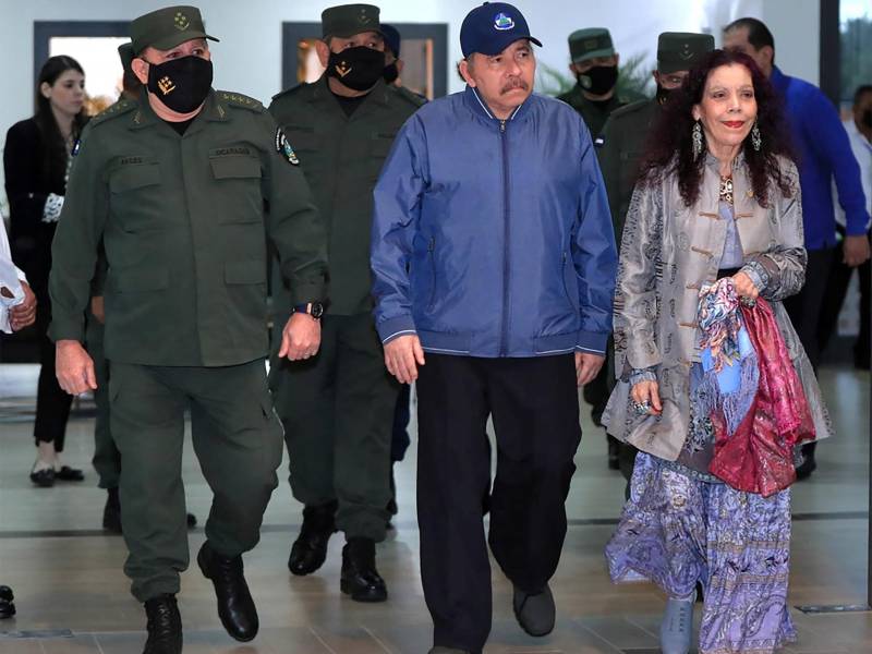 Ortega y la vicepresidenta, Rosario Murillo, que trabajó en La Prensa, afirmaron que el edificio del histórico diario nicaragüense será ahora un “centro de Espiritualidad”.
