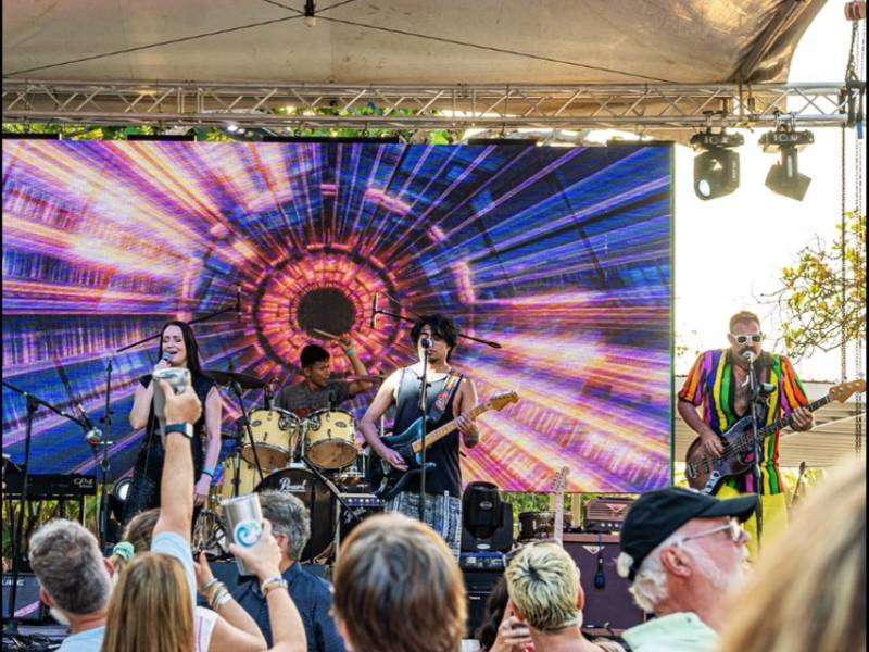 Otro grupo que participará en el festival es IMIX, integrado por músicos locales y extranjeros.