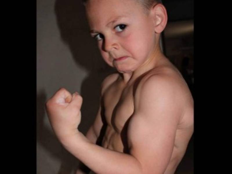 El usuario de Facebook Giuliano Stroe, arrasa en las redes sociales ya que cuenta con más de tres millones de seguidores.