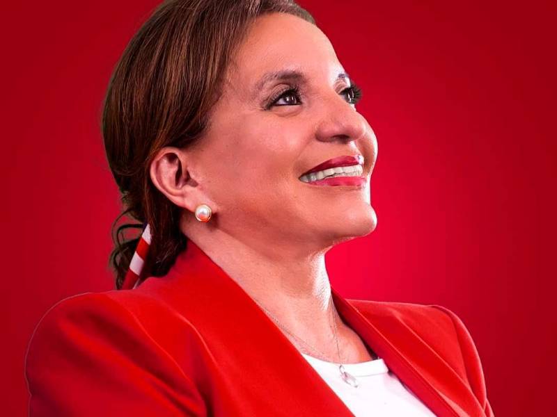Xiomara Castro habló ante una multitud en resistencia por el golpe